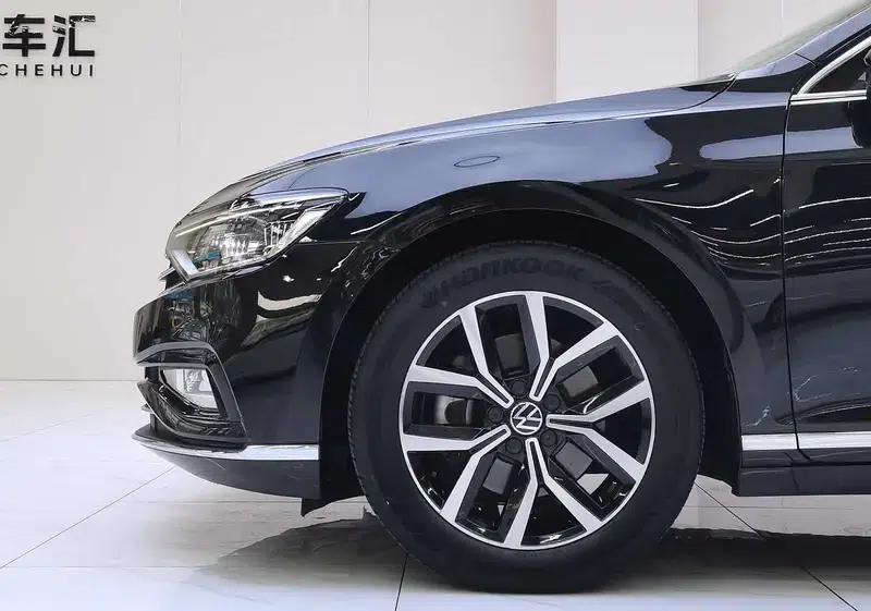 2020 Volkswagen Passat 330TSI DSG Leading Edition — миниатюра 14