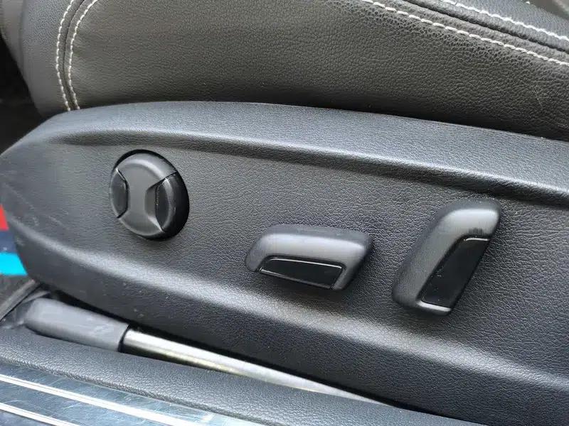 2020 Volkswagen Passat 330TSI DSG Leading Edition — миниатюра 23