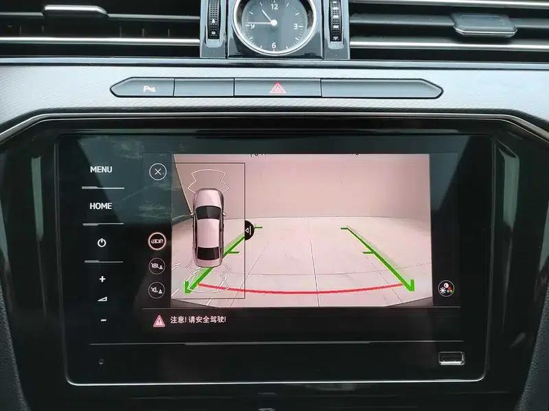 2020 Volkswagen Passat 330TSI DSG Leading Edition — миниатюра 10