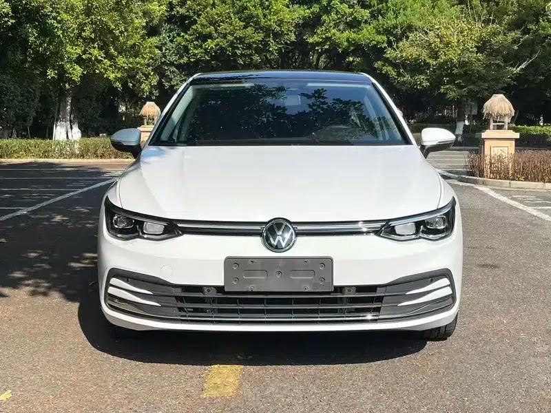 2023 Golf 280TSI DSG Pro — миниатюра 2