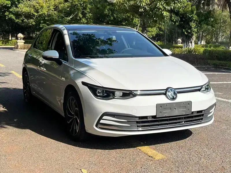 2023 Golf 280TSI DSG Pro — миниатюра 3