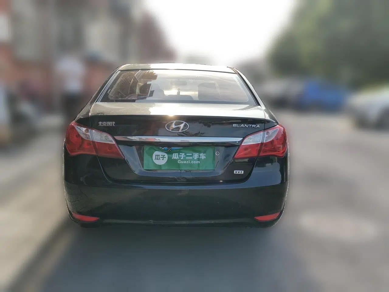 Hyundai Celesta 2011 1.6L Manual Comfort Edition — миниатюра 5