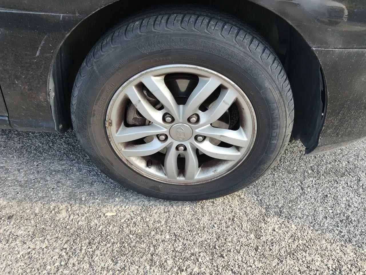Hyundai Celesta 2011 1.6L Manual Comfort Edition — миниатюра 8