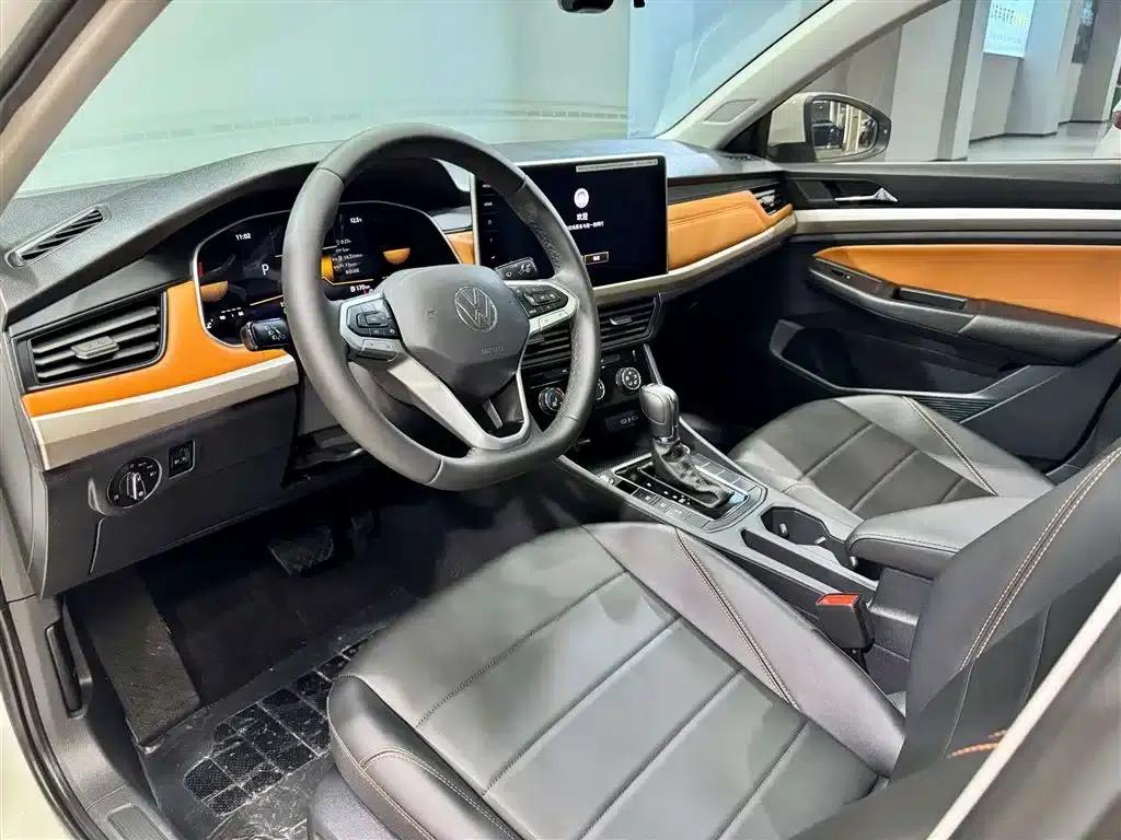 2025 Volkswagen Bora 200TSI DSG Joyful Navigation Edition — миниатюра 25