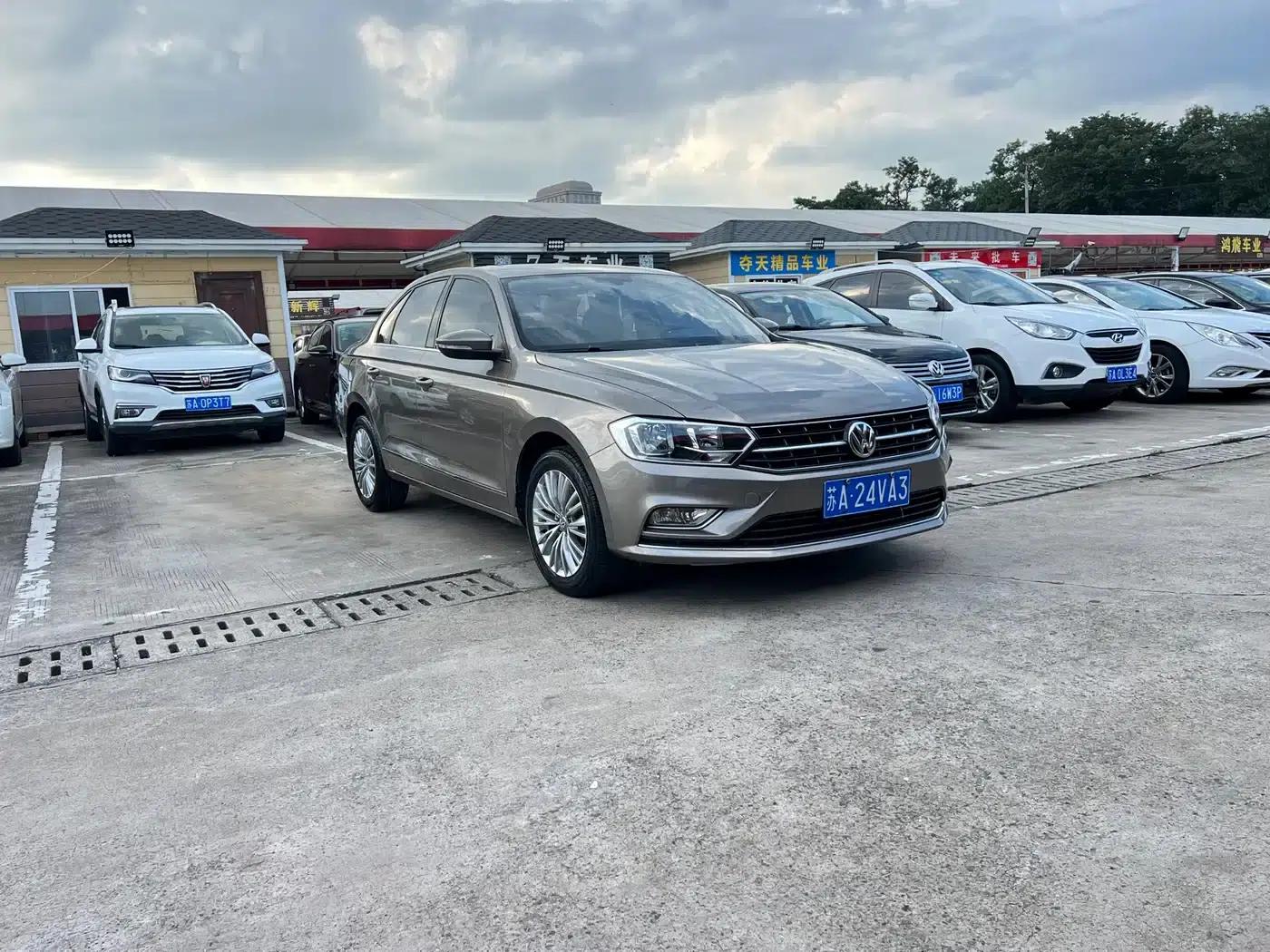 2016 Volkswagen Bora 1.6L Automatic Luxury Edition — миниатюра 2