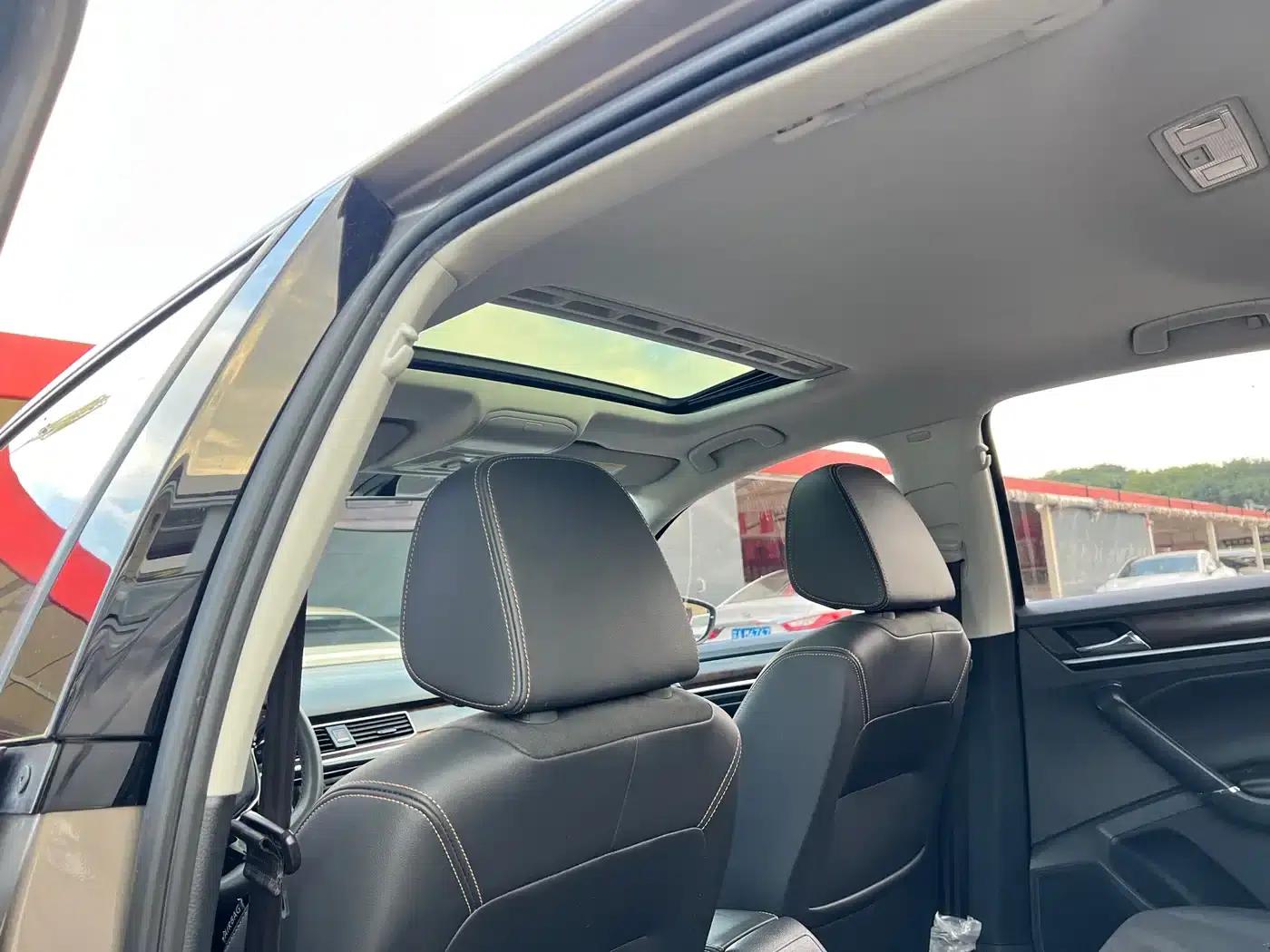 2016 Volkswagen Bora 1.6L Automatic Luxury Edition — миниатюра 12