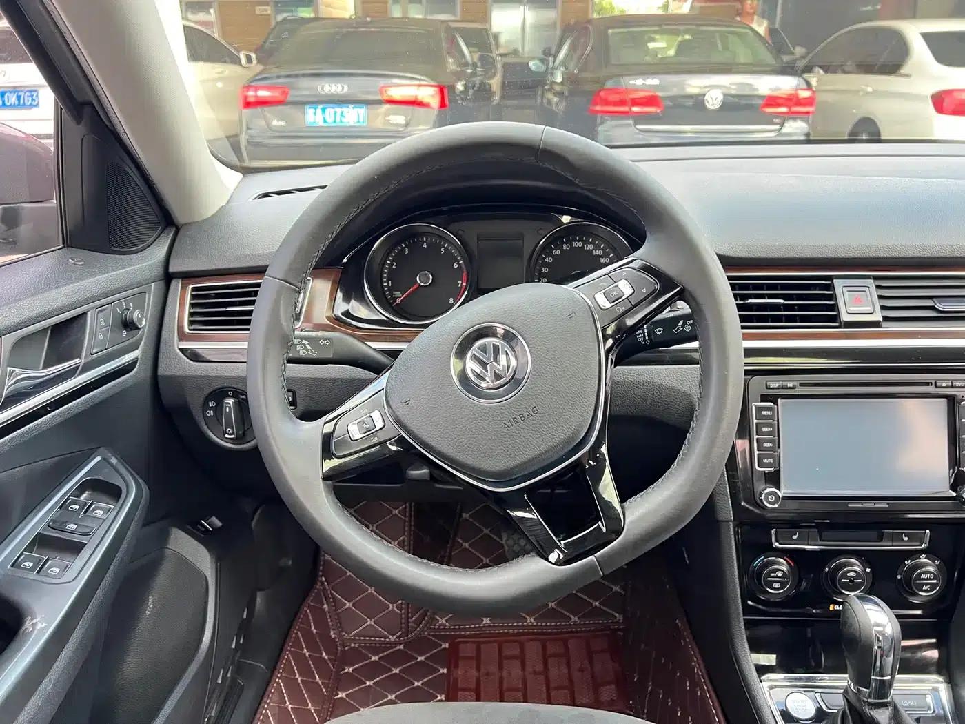 2016 Volkswagen Bora 1.6L Automatic Luxury Edition — миниатюра 16