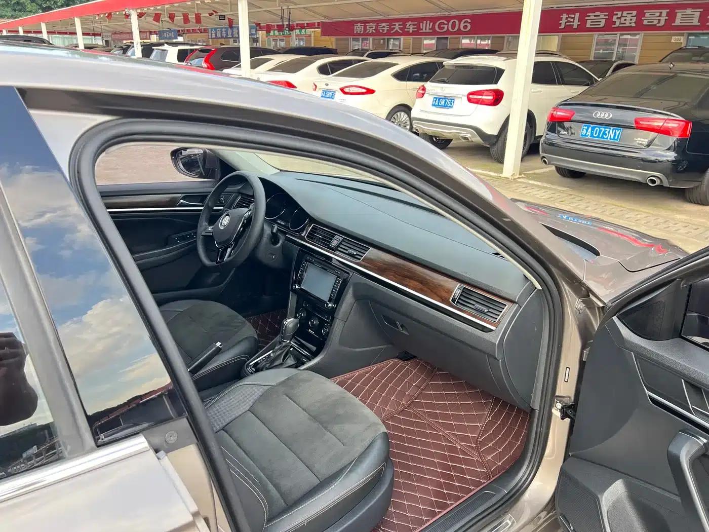 2016 Volkswagen Bora 1.6L Automatic Luxury Edition — миниатюра 18