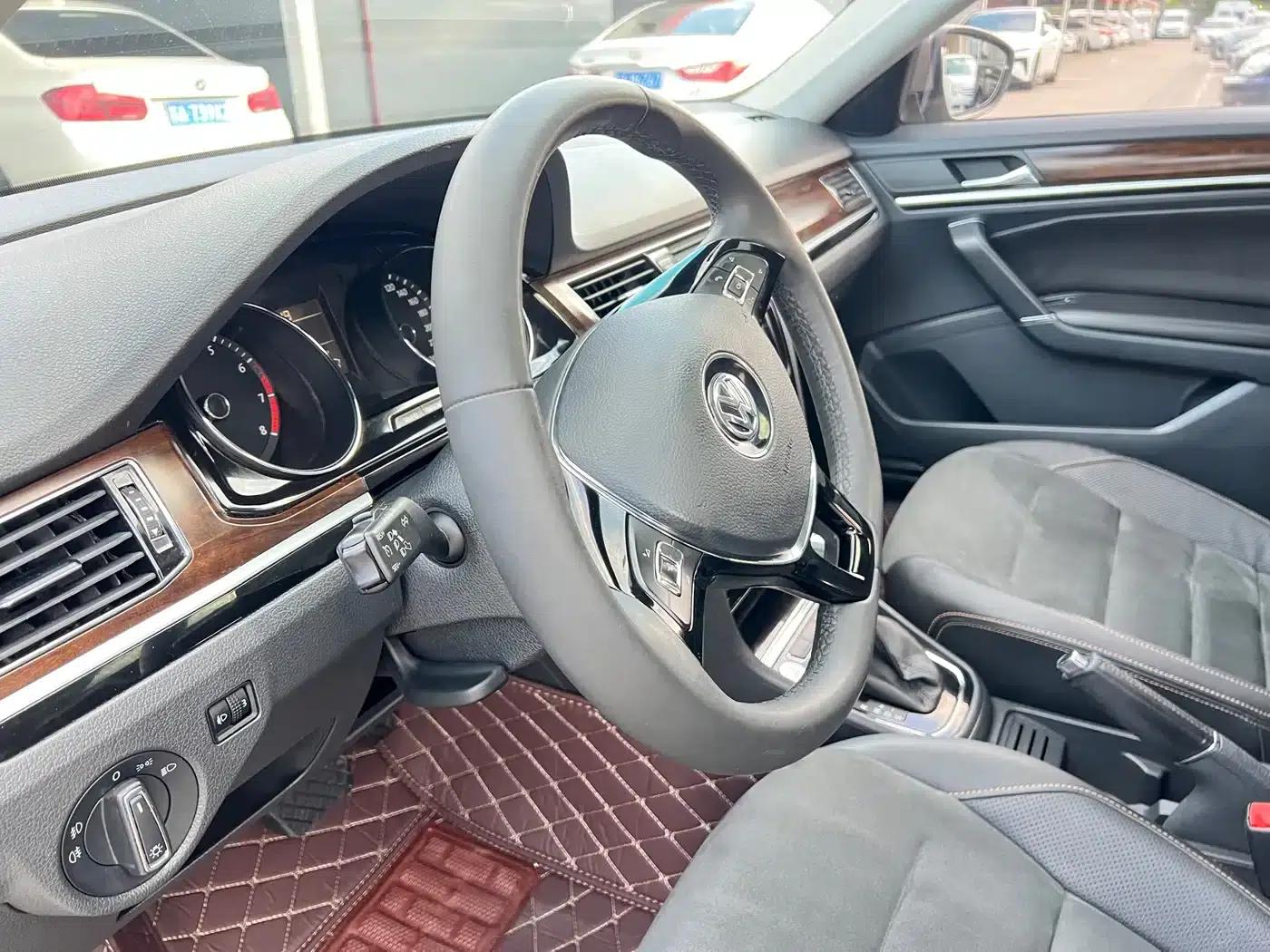 2016 Volkswagen Bora 1.6L Automatic Luxury Edition — миниатюра 7