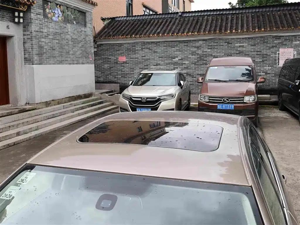 2013 Volkswagen Bora 1.6L Automatic Luxury Edition — миниатюра 20