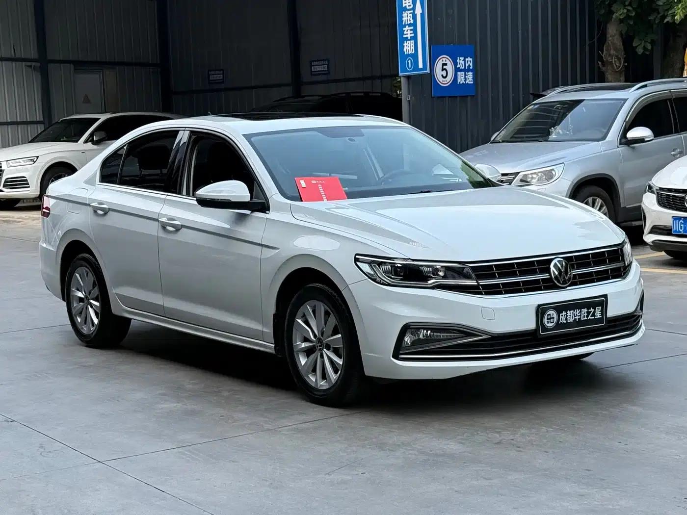 2021 Volkswagen Bora 1.5L Automatic Comfort Smart Connect Edition — миниатюра 3