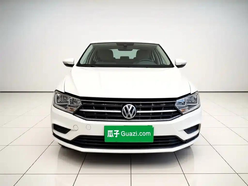 2017 Volkswagen Bora 1.6L Manual Fashion Edition — миниатюра 2