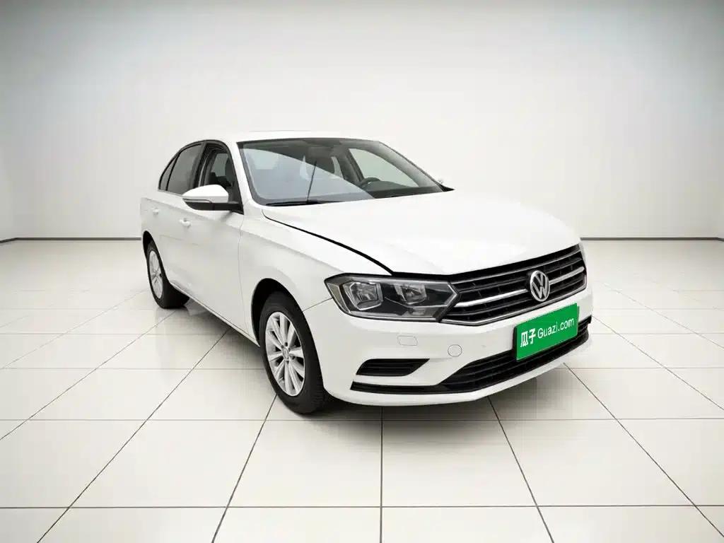 2017 Volkswagen Bora 1.6L Manual Fashion Edition — миниатюра 3