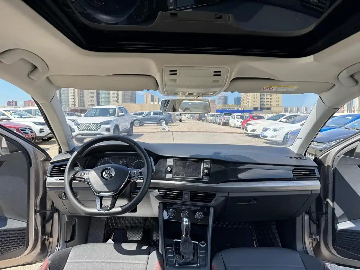 2019 Volkswagen Bora Facelift 1.5L Automatic Comfort Model (National V Emission Standard) — миниатюра 5