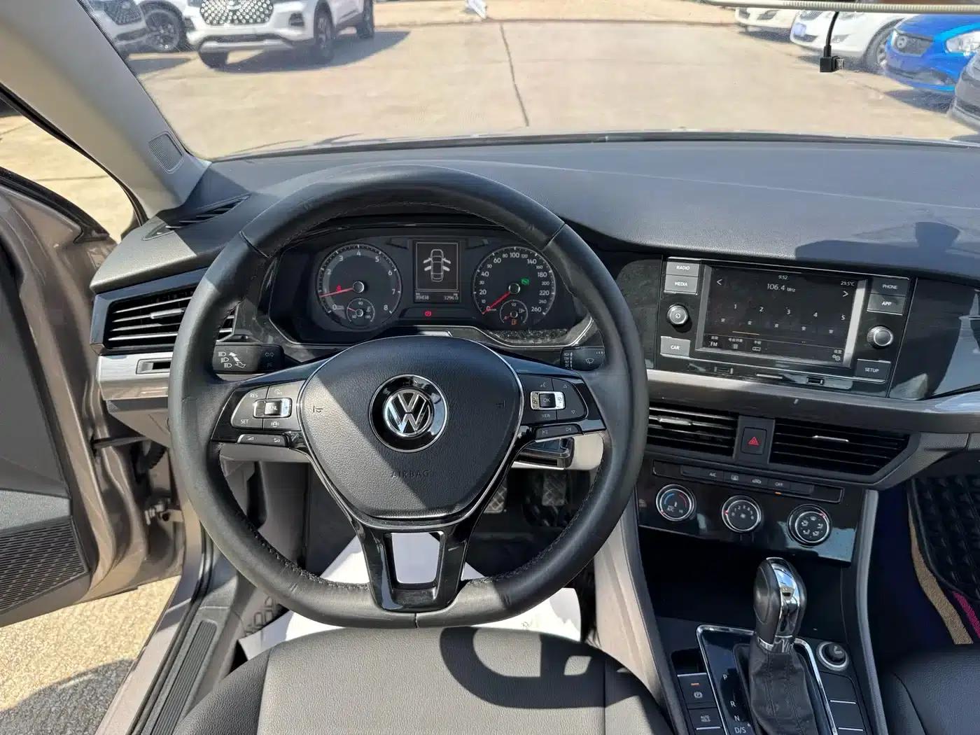 2019 Volkswagen Bora Facelift 1.5L Automatic Comfort Model (National V Emission Standard) — миниатюра 6