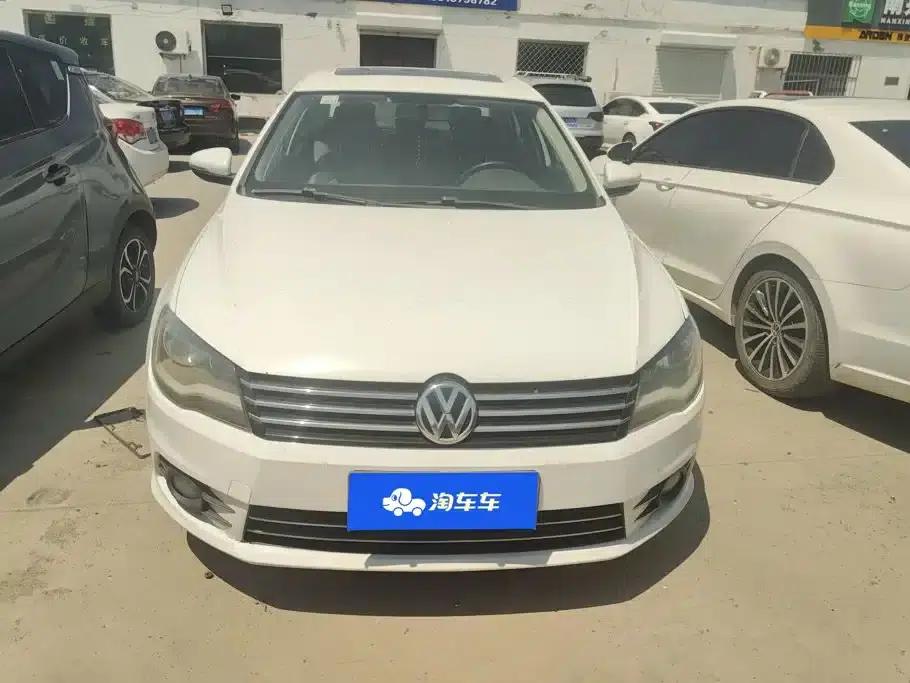 2015 Volkswagen Bora Value Edition 1.6L Manual Fashion Model — миниатюра 2