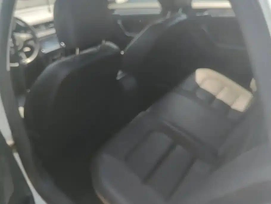 2015 Volkswagen Bora Value Edition 1.6L Manual Fashion Model — миниатюра 11