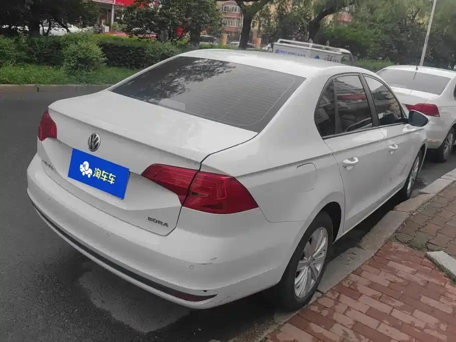 2019 Volkswagen Bora Legend 1.5L Automatic Fashion Model (China VI Emission Standard) — миниатюра 3