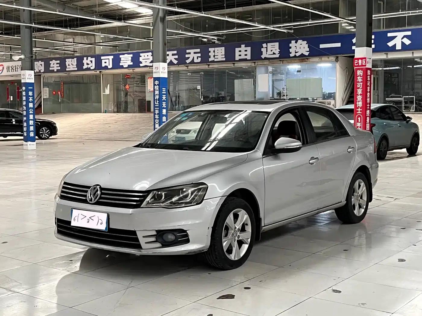 2014 Volkswagen Bora 1.6L Automatic Comfort Model — миниатюра 1