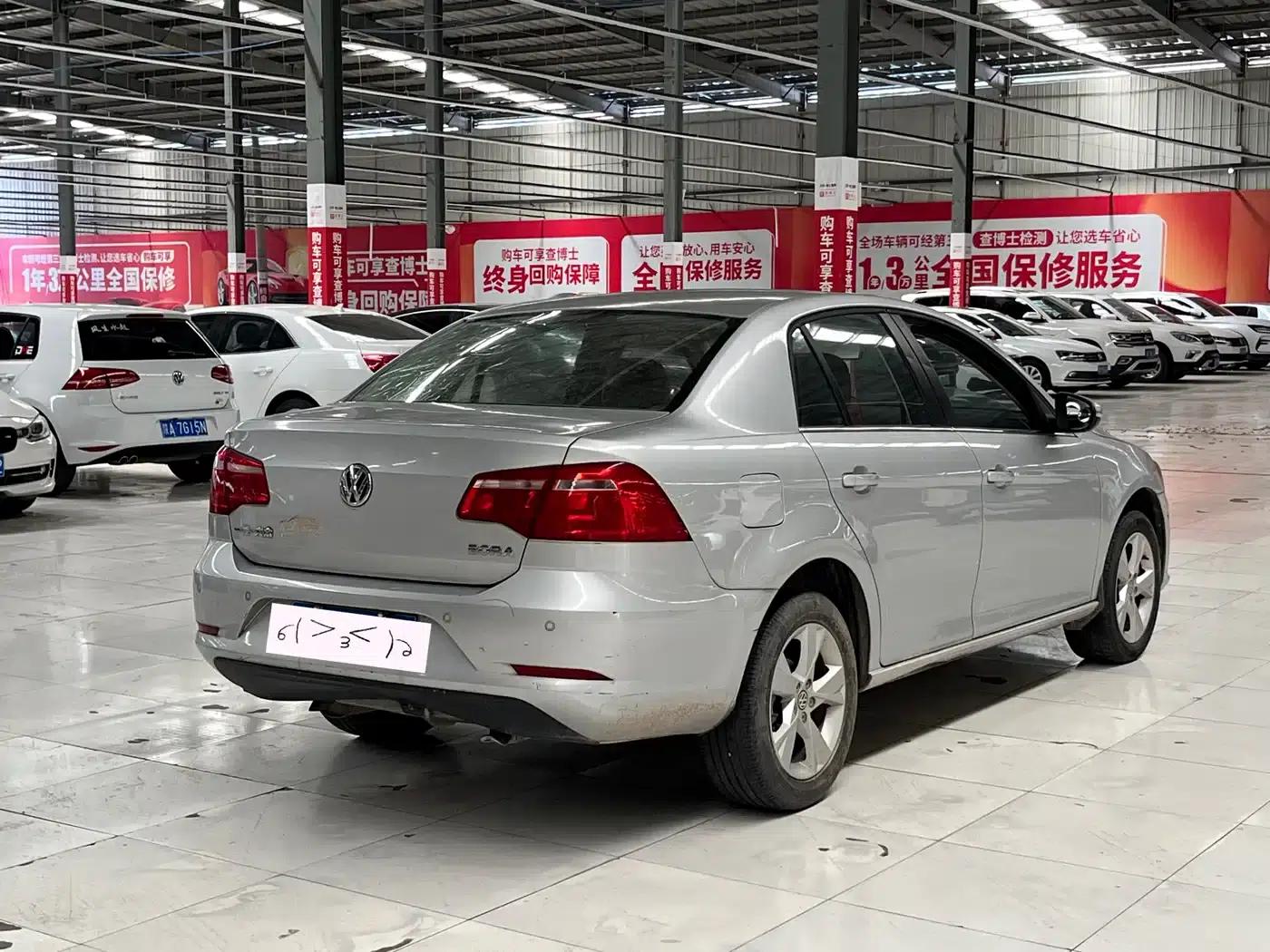 2014 Volkswagen Bora 1.6L Automatic Comfort Model — миниатюра 14