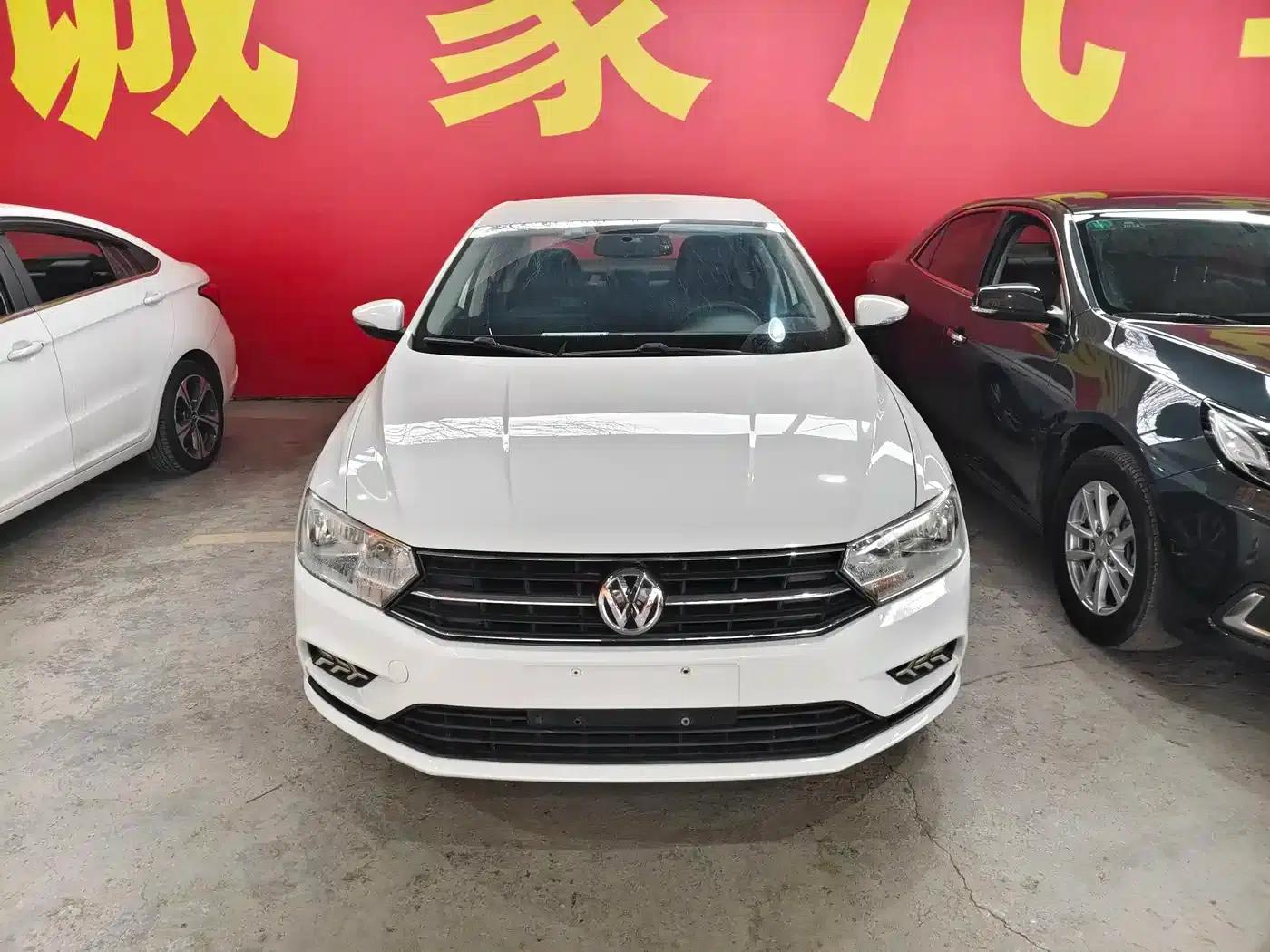 2017 Volkswagen Bora 1.6L Automatic Fashion Edition — миниатюра 2