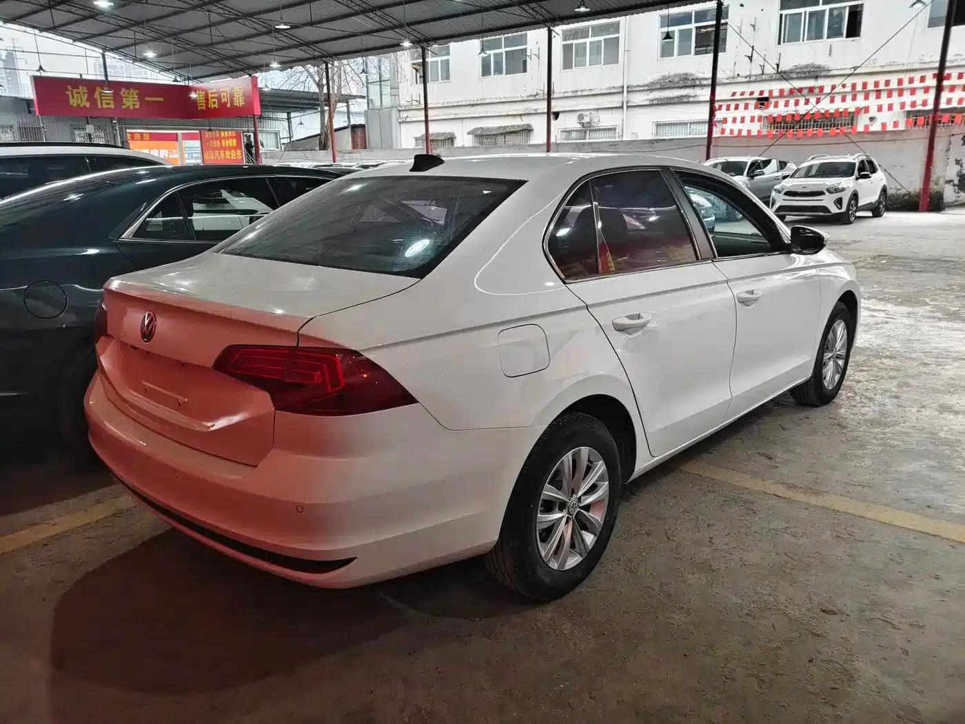 2017 Volkswagen Bora 1.6L Automatic Fashion Edition — миниатюра 9