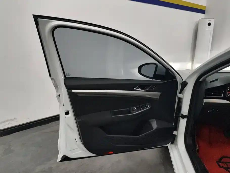 2021 Volkswagen Bora 1.5L Automatic Fashion Smart Edition — миниатюра 7