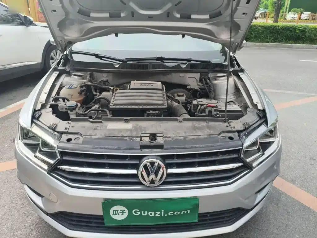 2017 Volkswagen Bora 1.6L Manual Fashion Edition — миниатюра 11