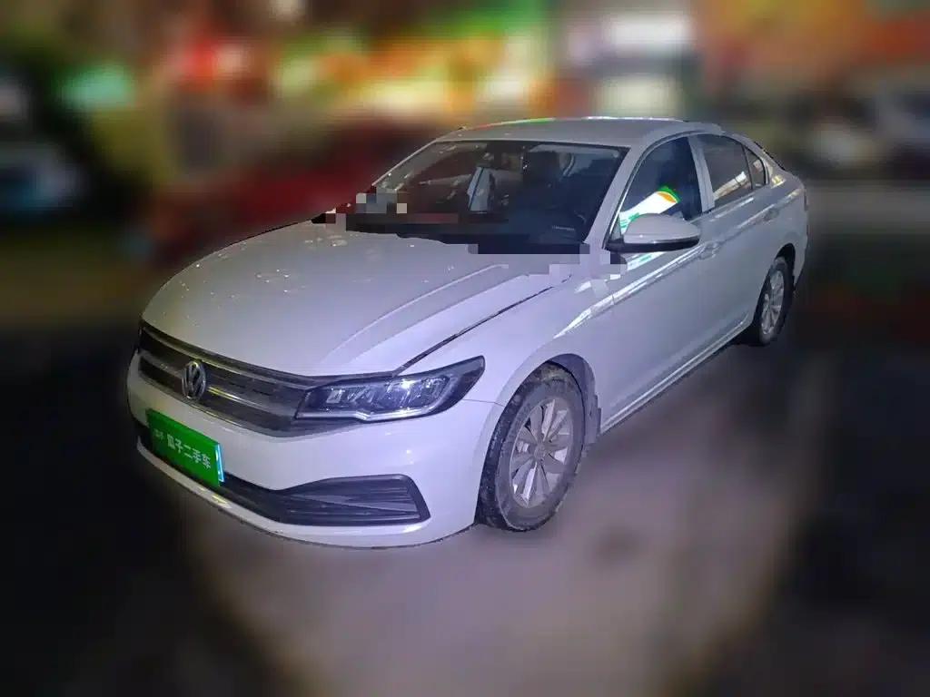 2019 Volkswagen Bora 1.5L Manual Fashion Edition — миниатюра 2