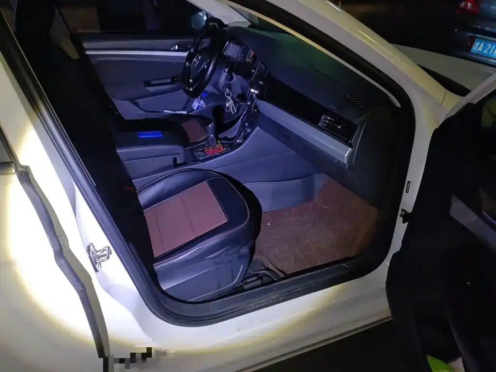 2019 Volkswagen Bora 1.5L Manual Fashion Edition — миниатюра 20
