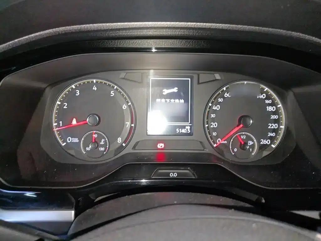 2019 Volkswagen Bora 1.5L Manual Fashion Edition — миниатюра 4