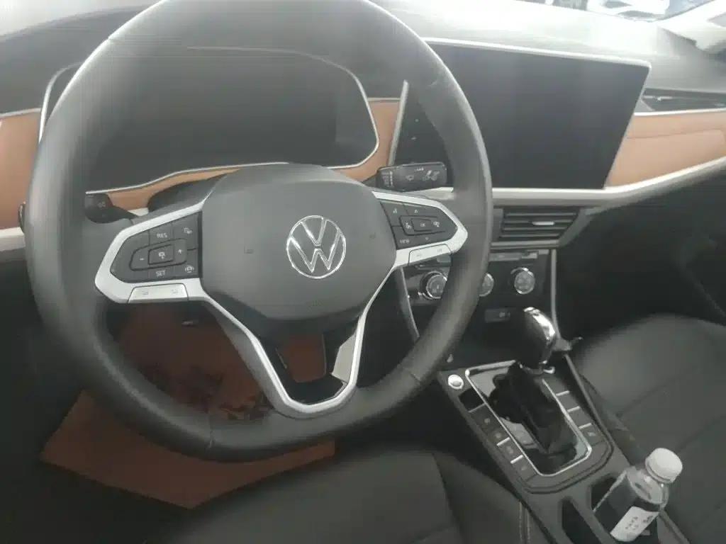 2024 Volkswagen Bora 280TSI DSG Comfort Edition — миниатюра 3