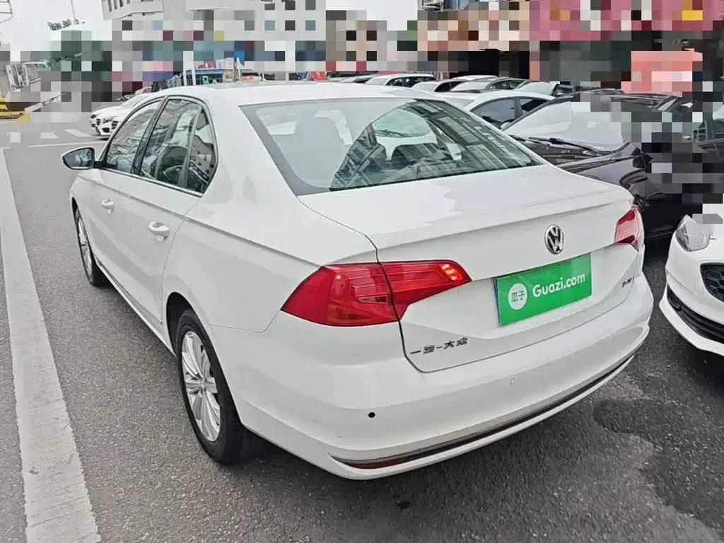 2017 Volkswagen Bora 1.6L Manual Comfort Model — миниатюра 5
