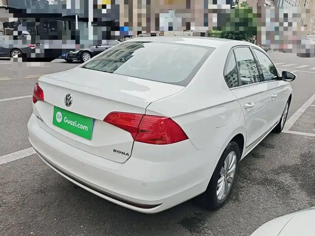 2017 Volkswagen Bora 1.6L Manual Comfort Model — миниатюра 7