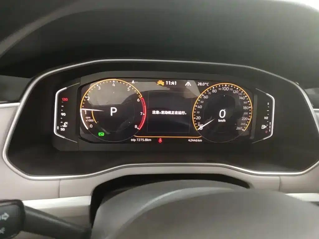 2023 Volkswagen Bora 300TSI DSG Premium Edition — миниатюра 12