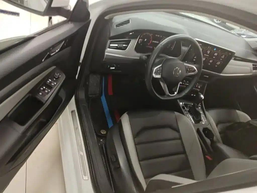 2023 Volkswagen Bora 300TSI DSG Premium Edition — миниатюра 16