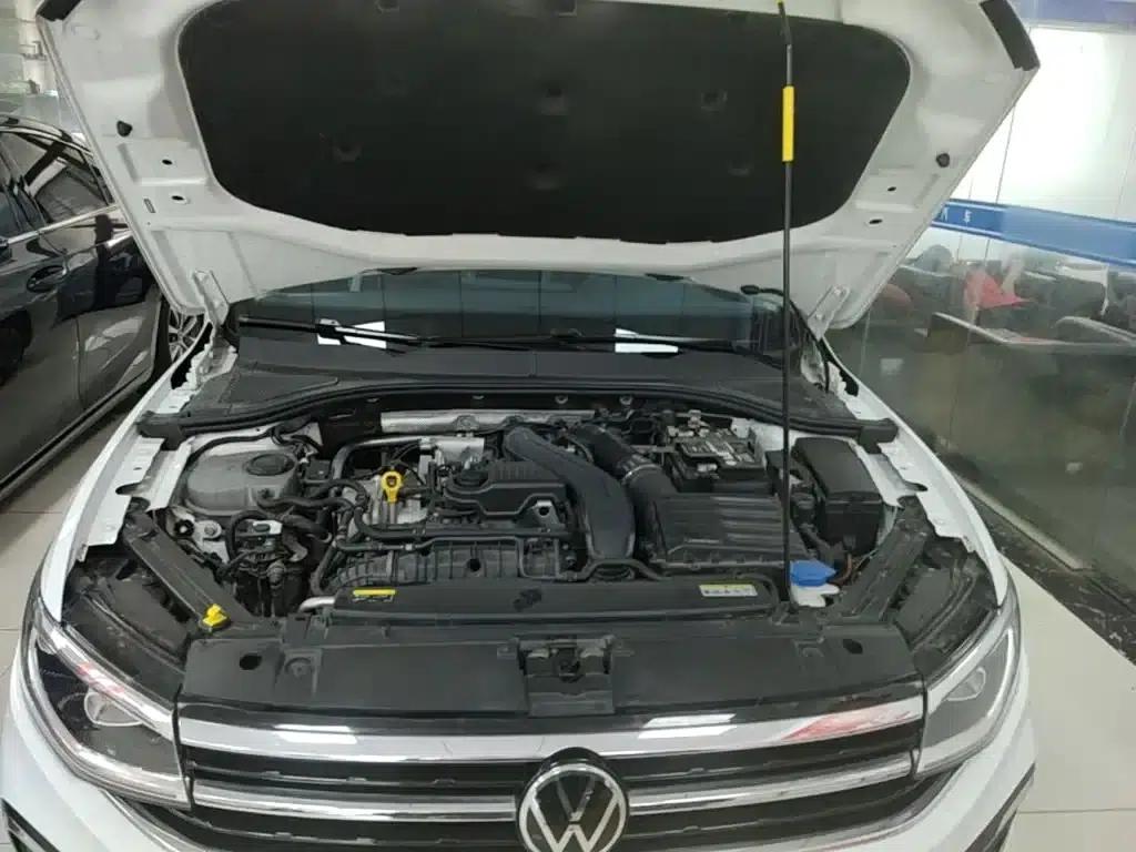 2023 Volkswagen Bora 300TSI DSG Premium Edition — миниатюра 20