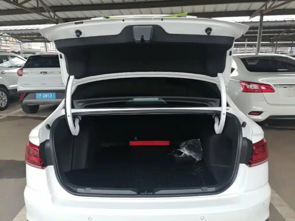 2025 Volkswagen Bora 200TSI DSG Joyful Navigation Edition — миниатюра 19