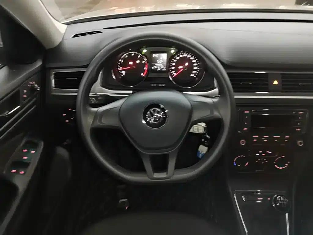 2019 Volkswagen Bora Legend 1.5L Manual Fashion Model (China VI Emission Standard) — миниатюра 11