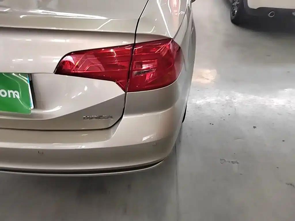 2019 Volkswagen Bora Legend 1.5L Manual Fashion Model (China VI Emission Standard) — миниатюра 8