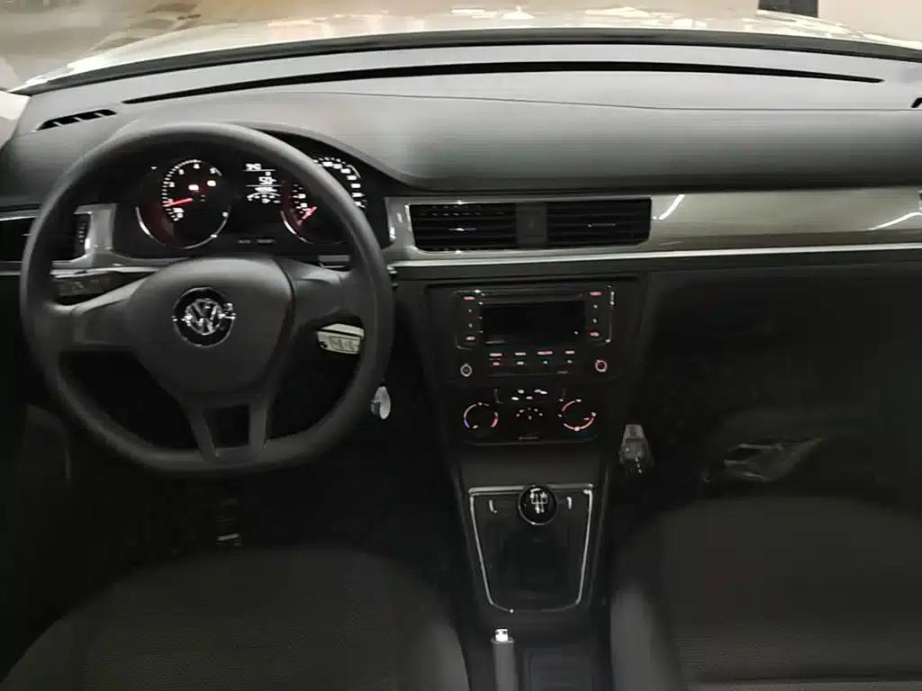 2019 Volkswagen Bora Legend 1.5L Manual Fashion Model (China VI Emission Standard) — миниатюра 10