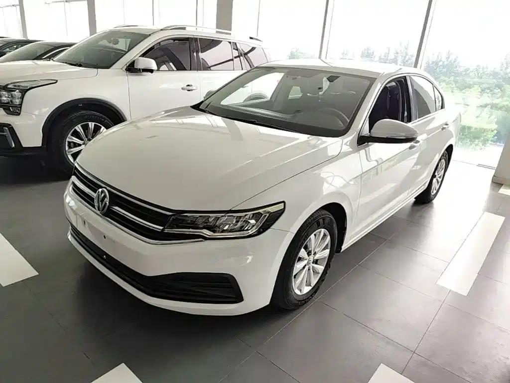 2020 Volkswagen Bora 1.5L Automatic Fashion Edition — миниатюра 1