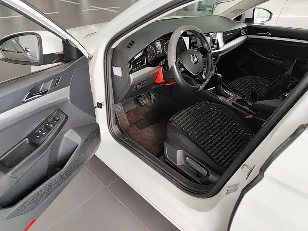 2020 Volkswagen Bora 1.5L Automatic Fashion Edition — миниатюра 16