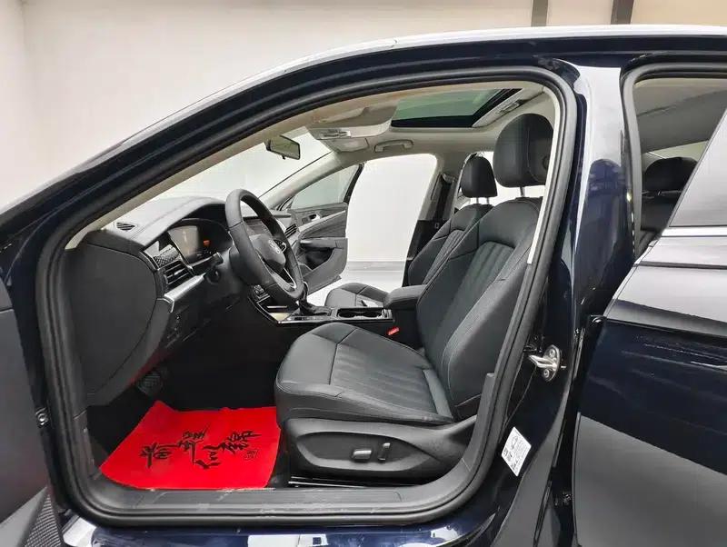 2022 Volkswagen Passat 280TSI Business Edition — миниатюра 16
