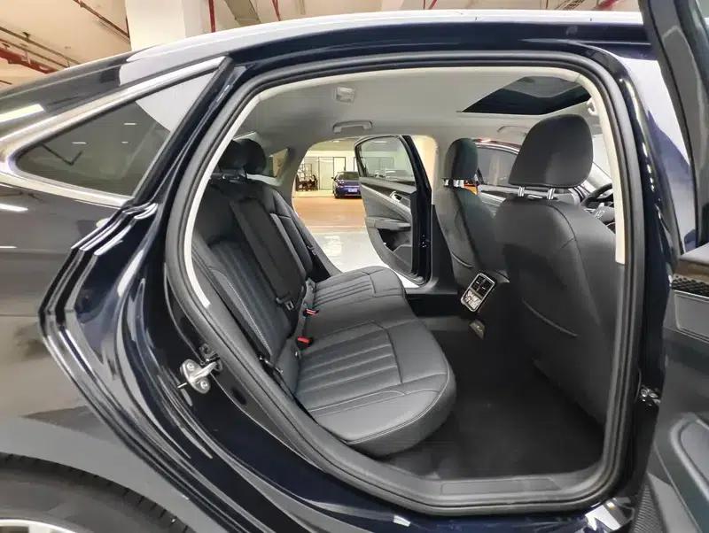 2022 Volkswagen Passat 280TSI Business Edition — миниатюра 20