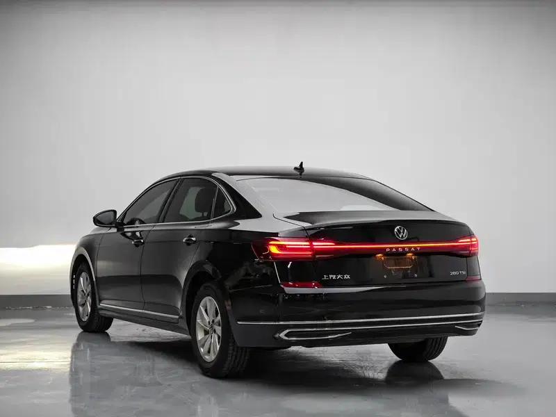 2022 Volkswagen Passat 280TSI Business Edition — миниатюра 4