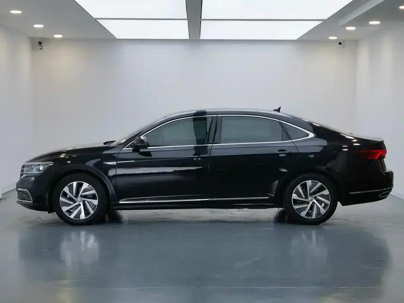 2020 Volkswagen Passat PHEV 430PHEV Hybrid Elite Edition (China VI Emission Standard) — миниатюра 4