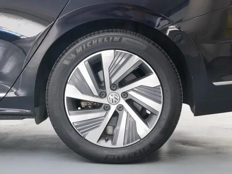 2020 Volkswagen Passat PHEV 430PHEV Hybrid Elite Edition (China VI Emission Standard) — миниатюра 9