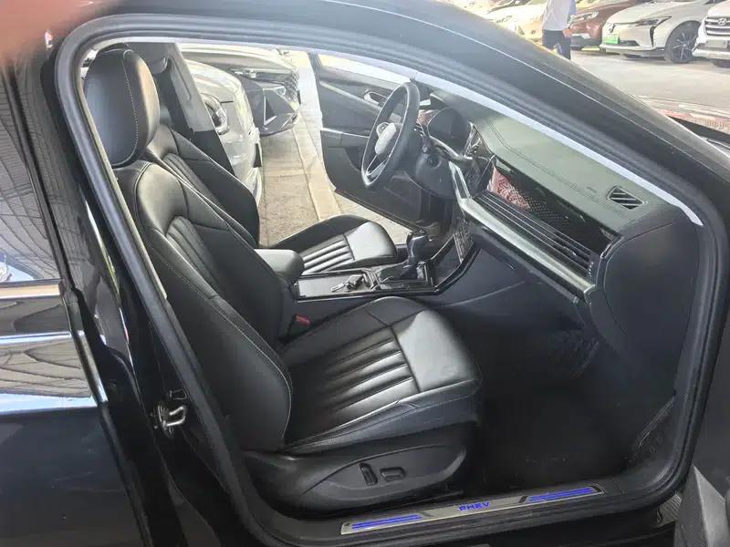 2022 Volkswagen Passat PHEV 430PHEV Hybrid Business Edition — миниатюра 9