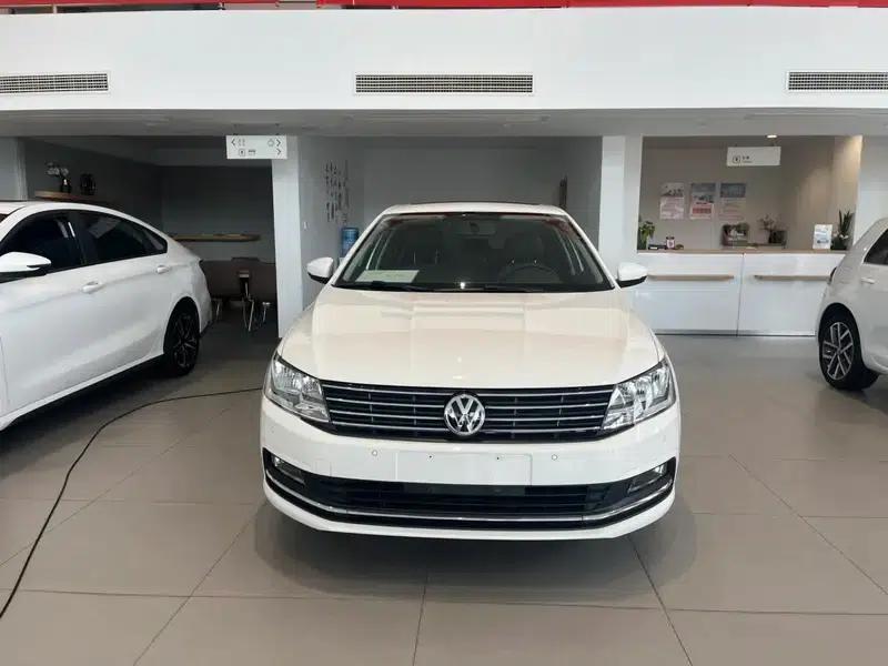 2017 Volkswagen Lavida 1.6L Automatic Comfort Edition — миниатюра 2